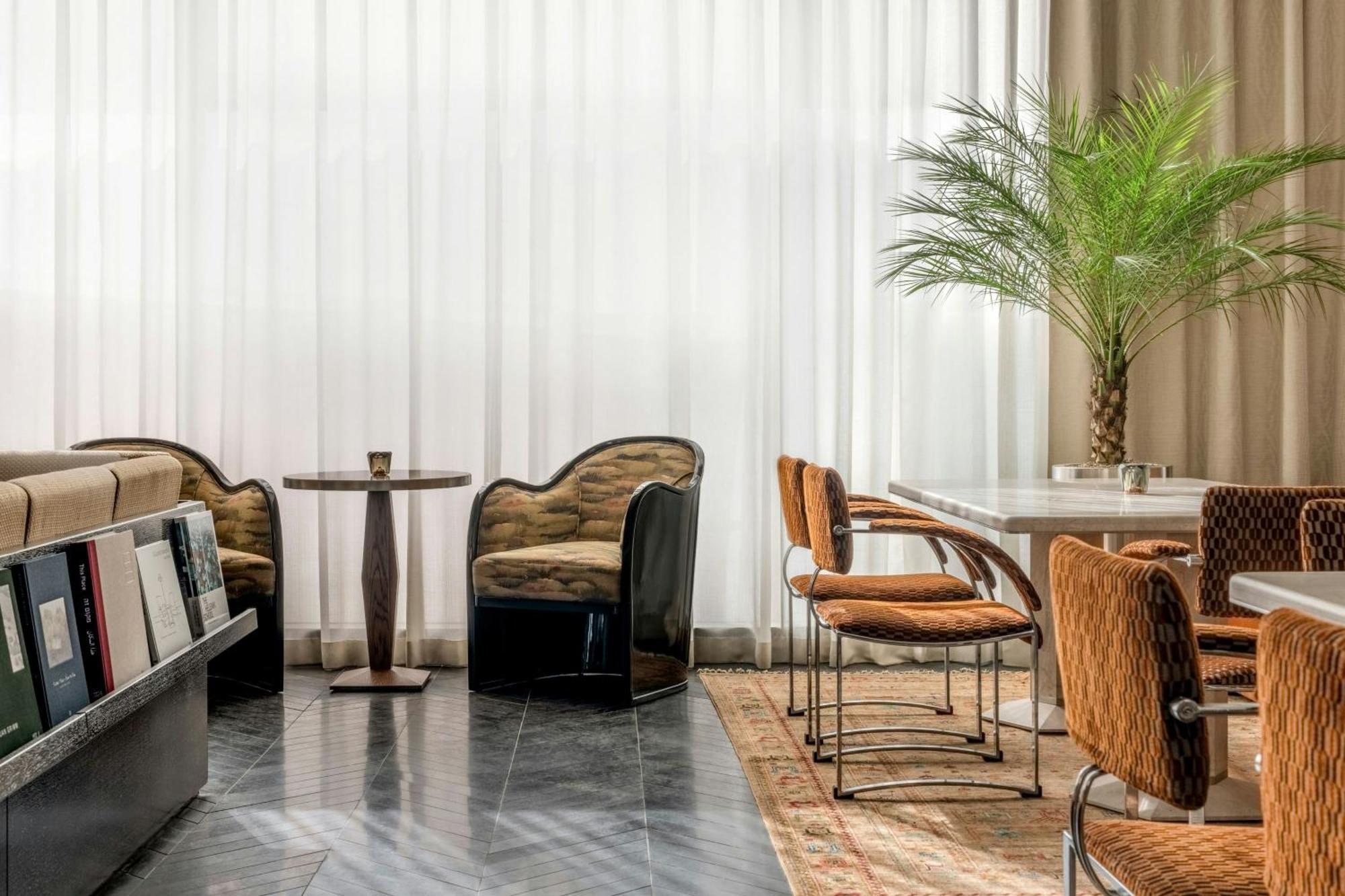 The Dean Munich, Autograph Collection, Munich